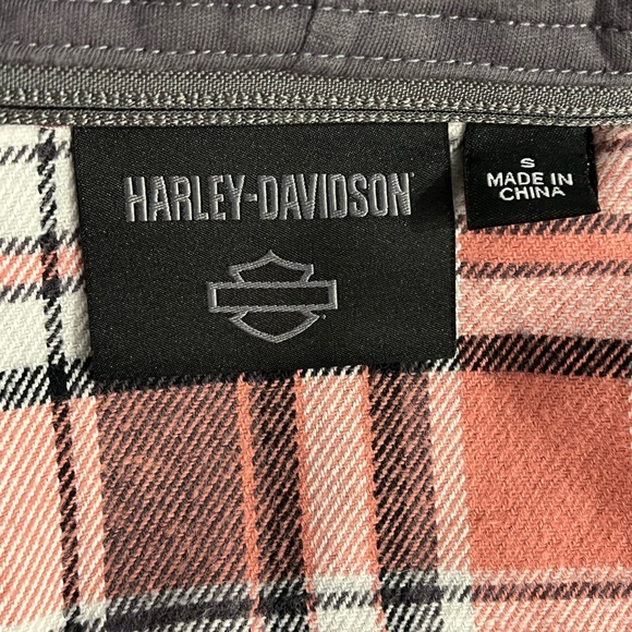 🔥HARLEY-DAVIDSON BUTTON UP🔥 - Picture 16 of 16